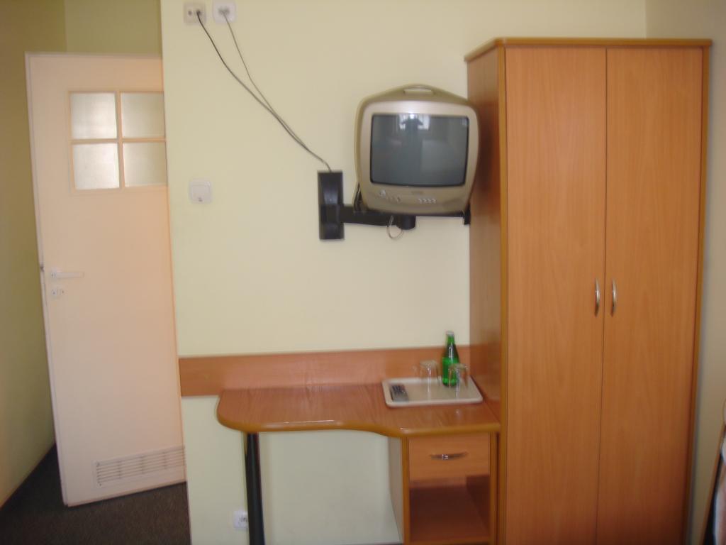 أوغستوف Hotel Polonia المظهر الخارجي الصورة